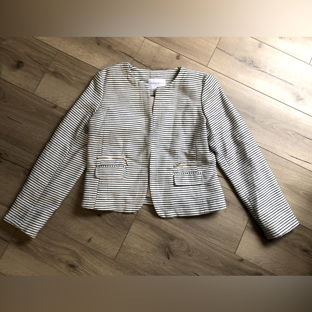 Katherine Barclays Montreal Black & White Stripped Blazer w/ 2 Pockets - Size L